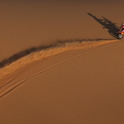 Sanders finds his way back to the lead in Dakar Rally