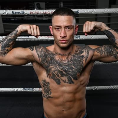 Paro targets second world title in Fenech's footsteps