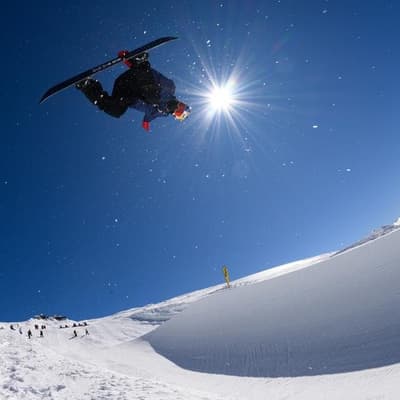 Aussie great makes statement at halfpipe World Cup