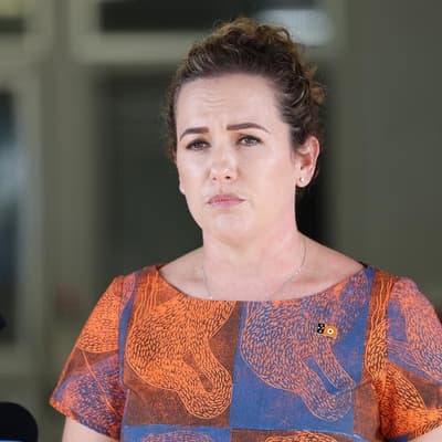 Chief minister stands by her cattleman as administrator