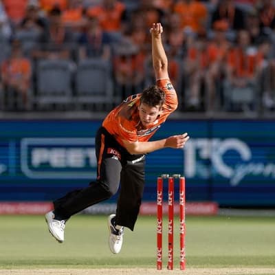 Speed rises as Richardson swings back into beast mode