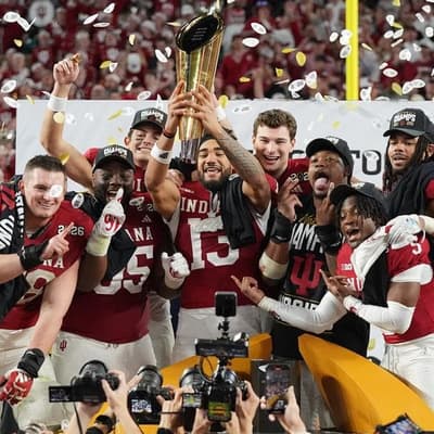 Victorian makes college football history in thriller