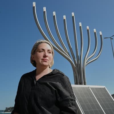 'Literally unbelievable': families mourn Bondi victims