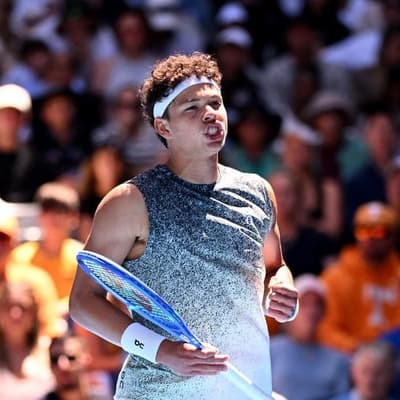 Shelton ousts Aussie as Sinner, Djokovic also march on