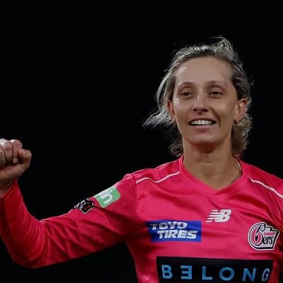 Gardner gets better of Lanning again in key WPL battle