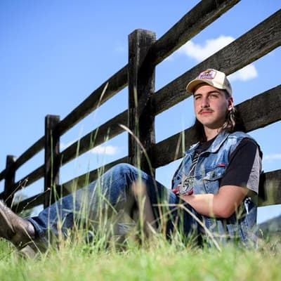 Rising Australian country star comes full circle