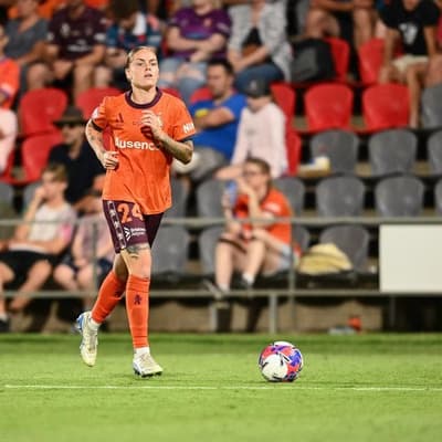 Freier stuns Canberra as Roar's rise continues in ALW