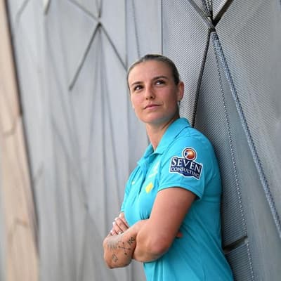 Matildas stalwart Logarzo retires after horror injury