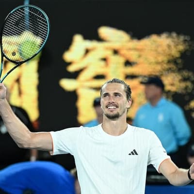 Resurgent Zverev eyes huge upset against Alcaraz