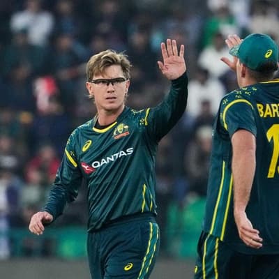 Zampa four-fer can't save Aussies in Pakistan defeat