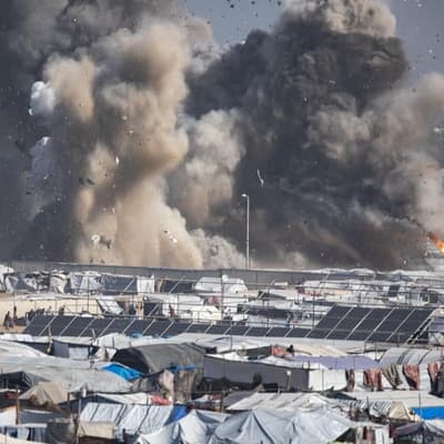 Israeli strikes kill 26, Rafah crossing to reopen