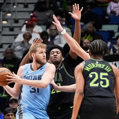 Pesky Pelicans too strong for Grizzlies, rising Aussie