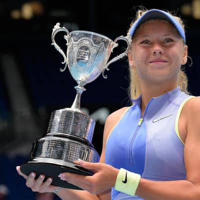 Efremova, Sesko claim Australian Open junior crowns