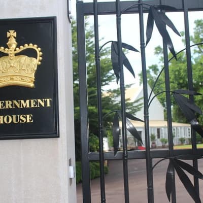 Speaker thwarts debate on controversial administrator