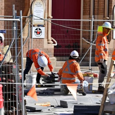 Unions demand new health and safety laws after heatwave