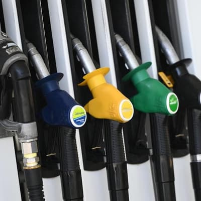 Petrol, diesel cars slow while hybrids, EVs speed up