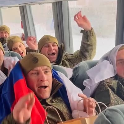 Ukraine and Russia swap prisoners following UAE talks