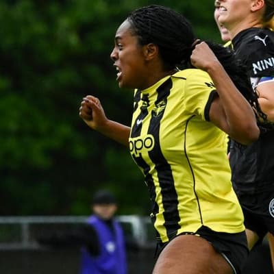 Priestman's Phoenix soar to top of A-League Women