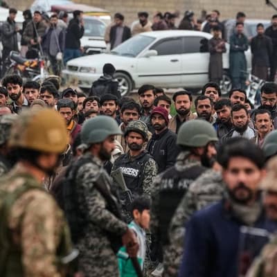 Bomber kills 31 at Pakistan mosque as India denies role