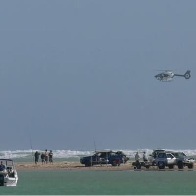 Pilot, teens dead after light plane crashes into ocean