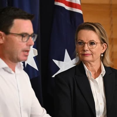 Coalition touts era of trust, unity after bitter split