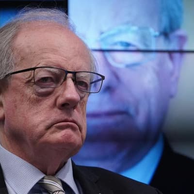 Anti-corruption boss urged to quit as misconduct probed