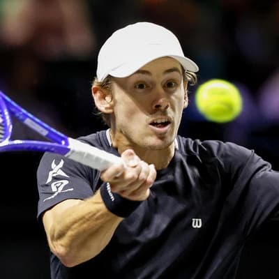 Refreshed de Minaur returns in style in the Netherlands