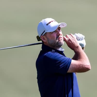 Australian stalwart shares LIV Golf lead with US star