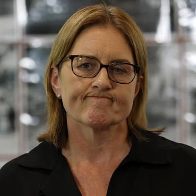 Official probe into CFMEU links rejected by premier