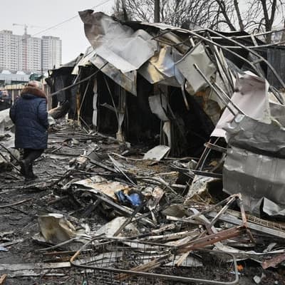 Russian attack cuts power to thousands of Ukrainians