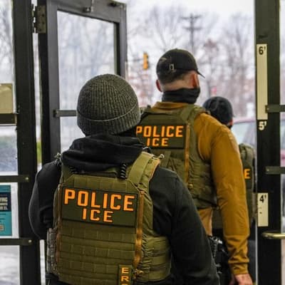 Trump backs end to Minnesota immigration crackdown