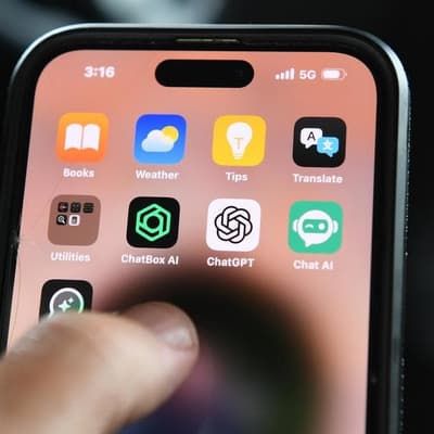 Valentine's warning as AI fuels 'insidious' love scams