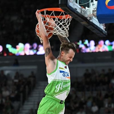 Phoenix shooters light up in big win over JackJumpers