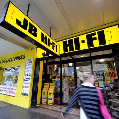 Aussies splash cash on tech but prices tipped to rise