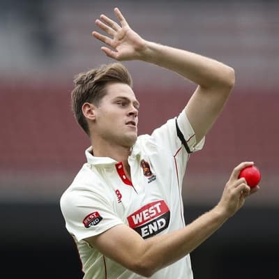 Crucial Carey wicket gives Queensland day-one honours