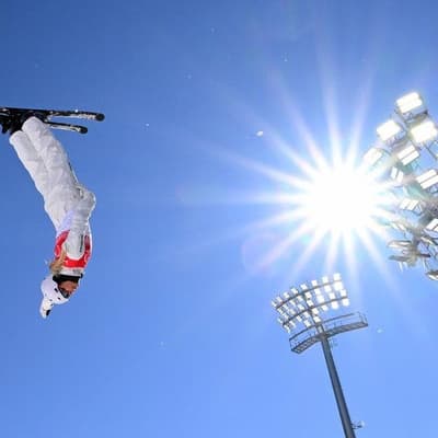 Aerials ace Scott backed to star as snow disrupts Games