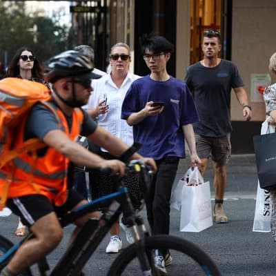 Inflation does a job on wage growth, adds heat to rates