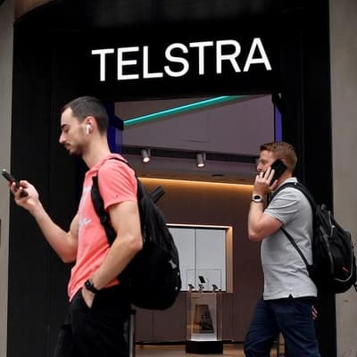 Telstra gets mobile to send shares to a nine-year high