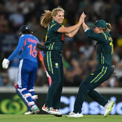 Bowlers, Voll 'fight' as Aussies level India T20 series