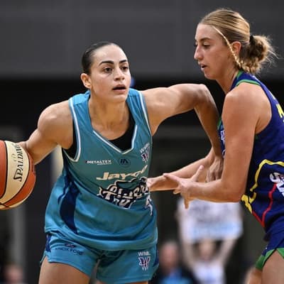 Rocci braces for 'war' in win-and-in semi-final clash
