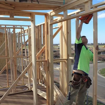 More tradies on the tools a key election promise