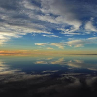 Record flooding to wash over outback natural wonder