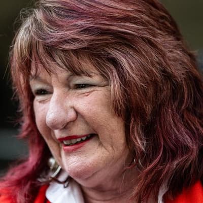 'Wish he was here': sister's grief over servo killing