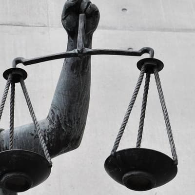 Accused murderer told victim to treat wound, court told