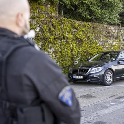 Talks with US make progress, resume Monday, says Iran