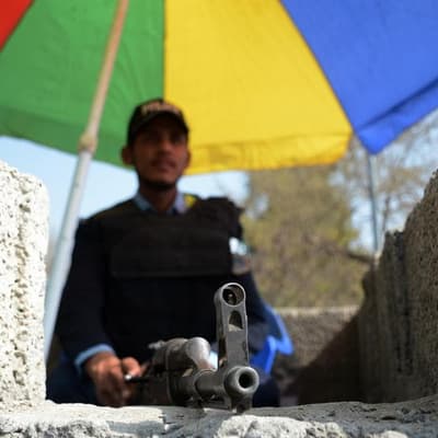 Pakistan, Afghan forces clash as diplomacy intensifies