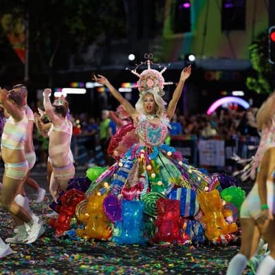 Roars, rainbows and revellers take over Harbour city
