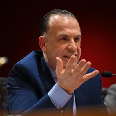 NRL looking at global expansion one country at a time