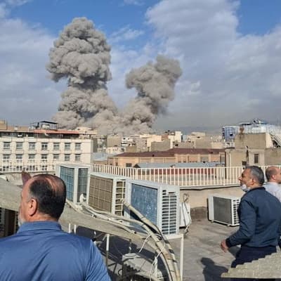 Trump urges Iranian people to rise up against regime