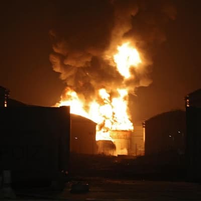 Iran warns US will 'bitterly regret' sinking warship